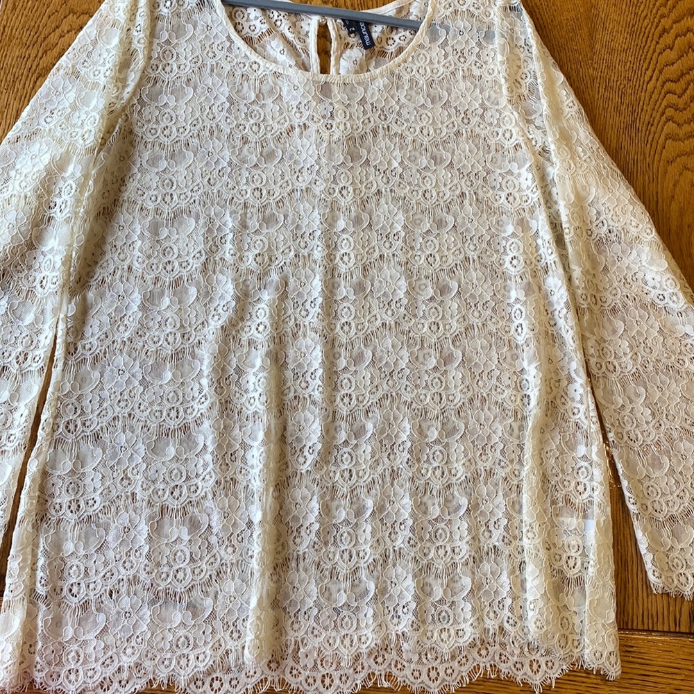 Maurices size 2 Lace Top